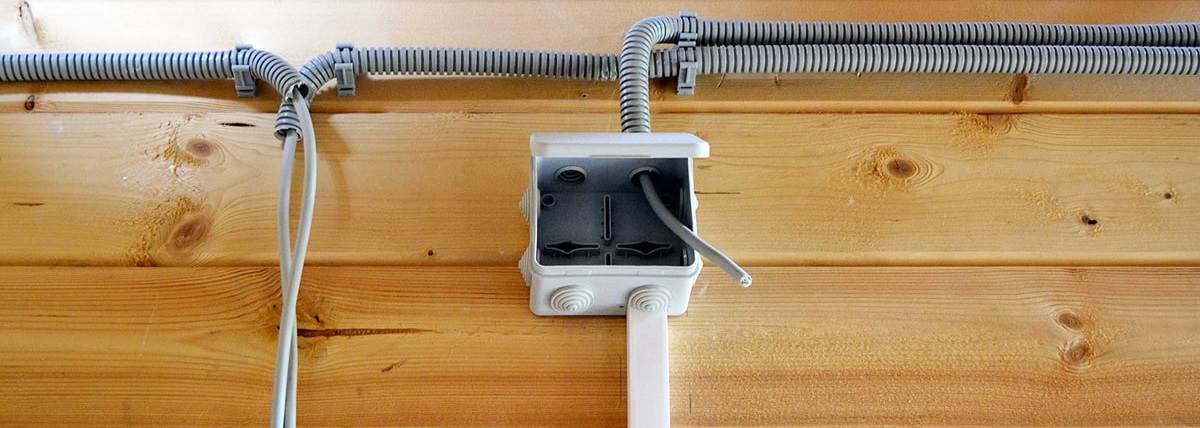 Прокладка электрического кабеля в Санкт-Петербурге, выболнение работ по .